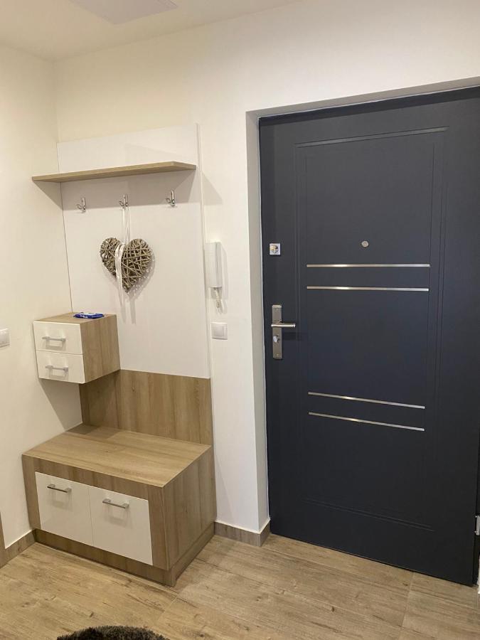 Oasis Apartman Hajduszoboszlo Exterior photo